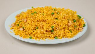 124. Ориз с къри, шунка и грах