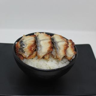 arroz con anguila