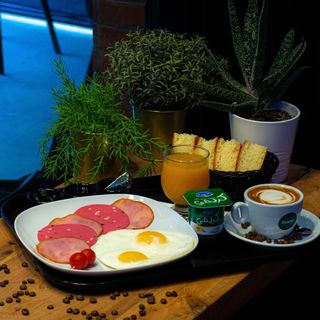 Petit Déjeuner Continental 