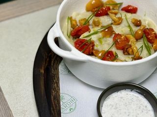 Вареники з грибами та трюфельною сметаною (350/30g)