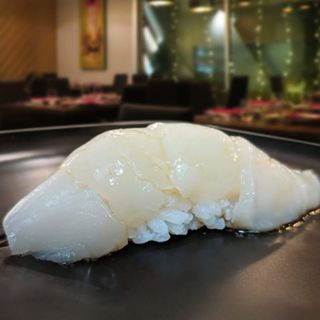 Nigiri de Vieira, 2 Piezas