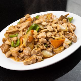 83. Pollo Con Almendras