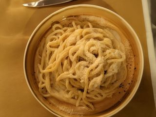 Tonnarelli cacio e pepe