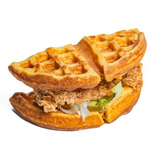 HOTTIE CHICKEN WAFFLE