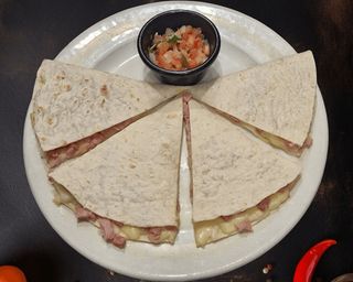 Big quesadilla de jamón