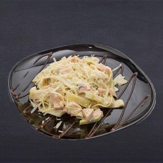 Паста фетучини с лососем 