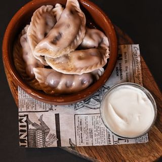 Vareniki Con Cereza (6 ud.)