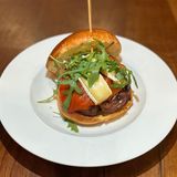 Hamburguesa con brie