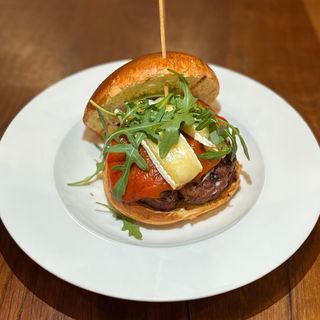 Hamburguesa con brie