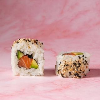 Salmón & Aguacate roll (8 Piezas)