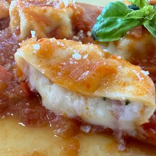 Sorrentinos De Jamón Y Queso