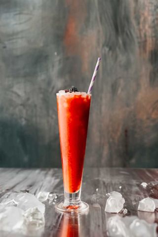 Bebida De Mora Y Maracuyá