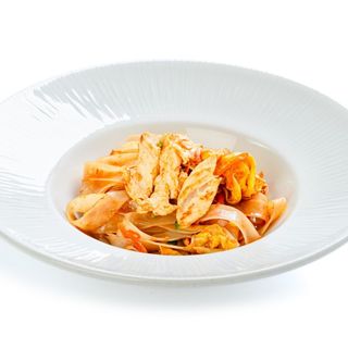 186. Pad thai con pollo