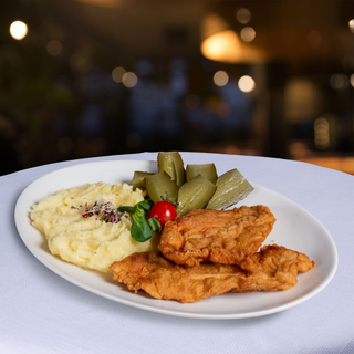 Meniu snitel de pui cu piure 500gr