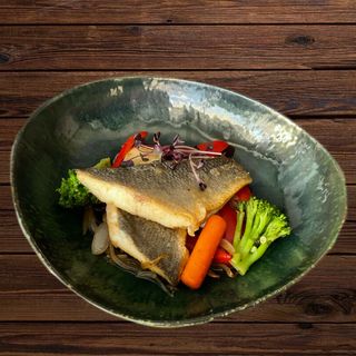 Філе сібаса з овочами