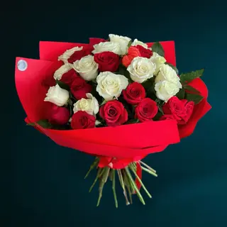 Buchet 29 Trandafiri Rosii si Albi