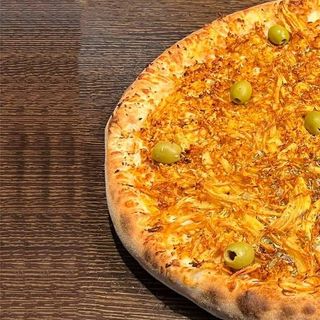 Pizza de Frango com Orégãos