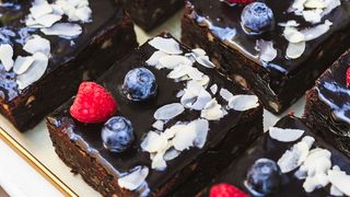 Brownie baton malinowy