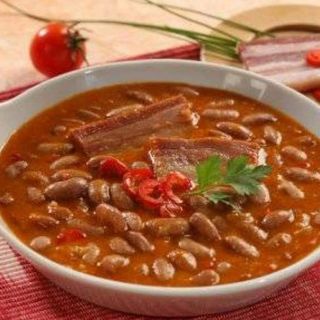 Pasulj sa slaninom ili kobasicom 400gr