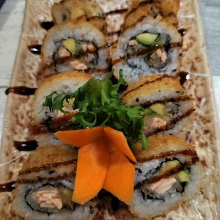 264a Uramaki fritto con salmone  8 pezzi