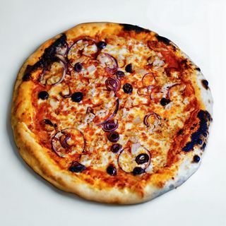 Pizza Tonno e Cipolla Ø 32cm
