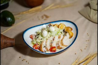 "Шаңырақ" салат (Цезарь) (300г)