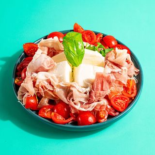 Carpaccio di crudo e bufalina