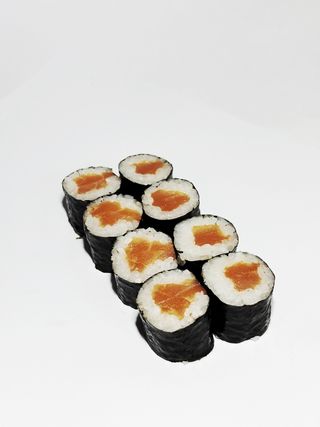 Hosomaki z łososiem 8 szt.
