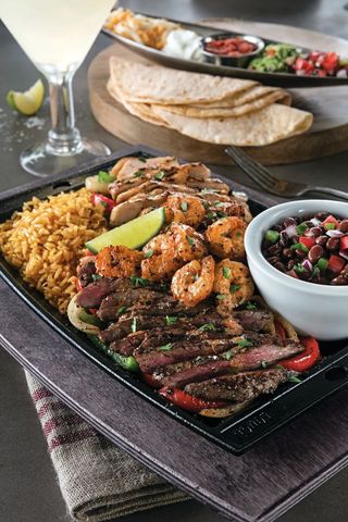 Fajitas Trio Poulet, Bœuf & Crevettes