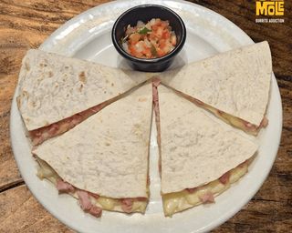 Big quesadilla de jamón