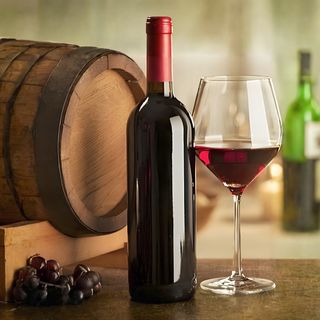 СИРА, МЕРЛО И КАБЕРНЕ СОВИНЬОН, ВИА АНТИКА, с. Белица, Южна България