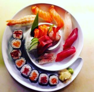 Barca sushi e sashimi - 42 pezzi