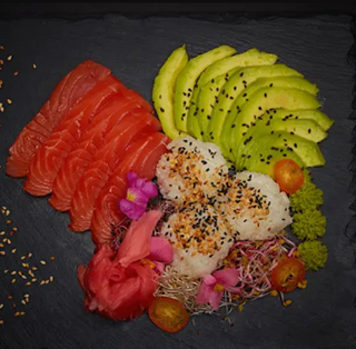 Sashimi Z Łososiem
