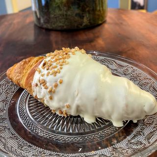 Croissant Relleno De Nutella