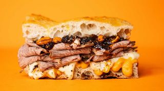F09: Roast beef con bechamel