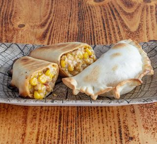 Empanada Caprese (Vegetariana)