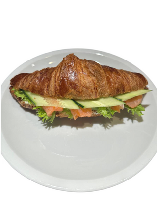 Круасан з лососем