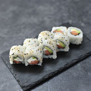 Cheese California Roll (8 Pzs.)