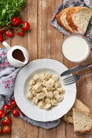 Пельмени со свининой и говядиной  (350 гр)