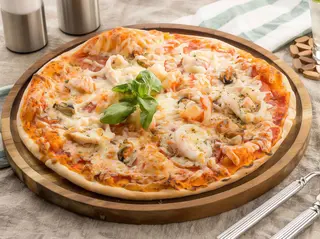 Pizza De Atún Y Gamba (30 Cm.)