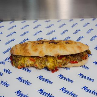 Philly Cheesesteak sendvič