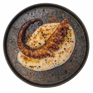Pulpo braseado con parmentier