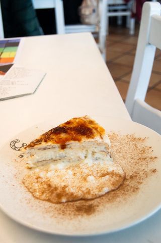 TARTA DE FRIXUELOS CON ARROZ CON LECHE