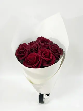 Petit bouquet de roses rouges