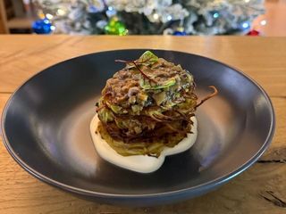 Деруни з білими грибами