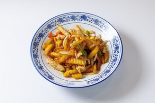 Жареный картофель с курицей 