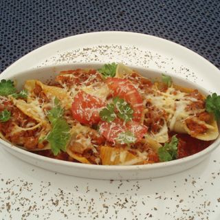 Makaron Conchiglioni Carne