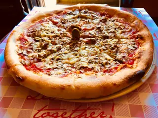 Pizza Capricciosa