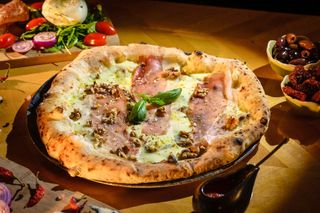 Pizza Speck-iale 32-33cm