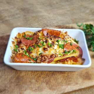 Frytki z salami i cebulka (330 g)